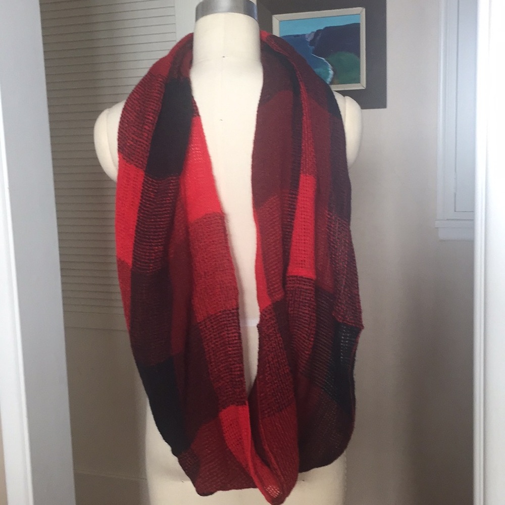 Infinity scarf